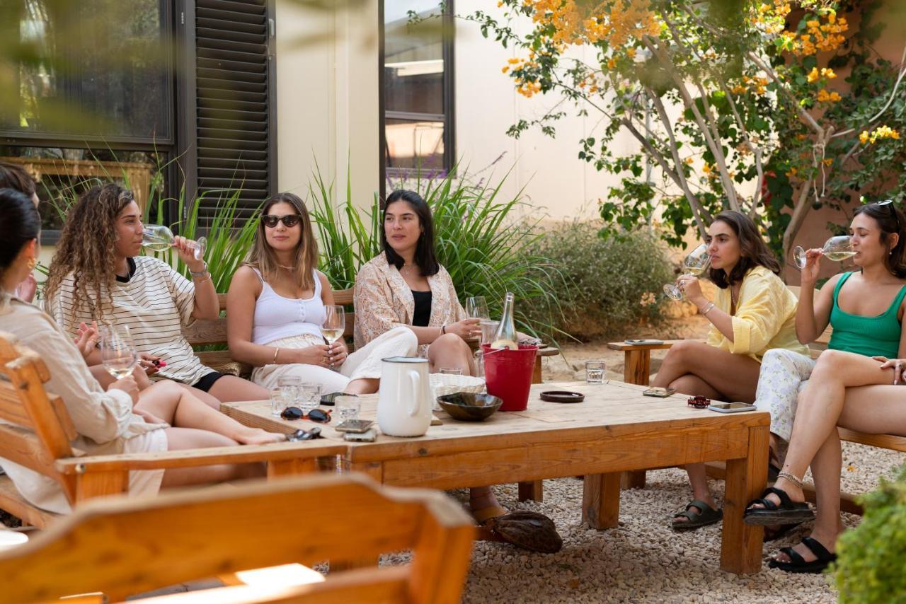 卡梅阿沃達特農場酒店 Midreshet Ben Gurion 外观 照片