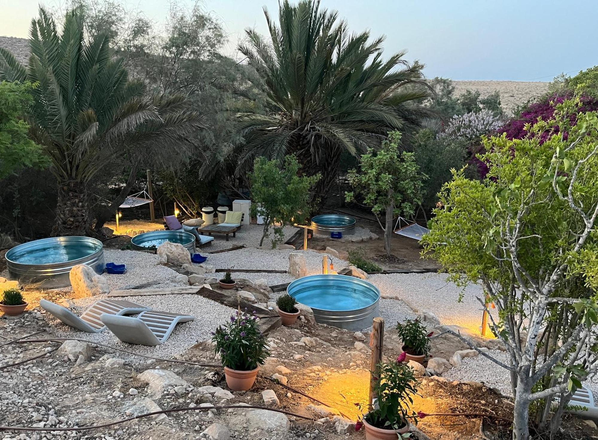 卡梅阿沃達特農場酒店 Midreshet Ben Gurion 外观 照片